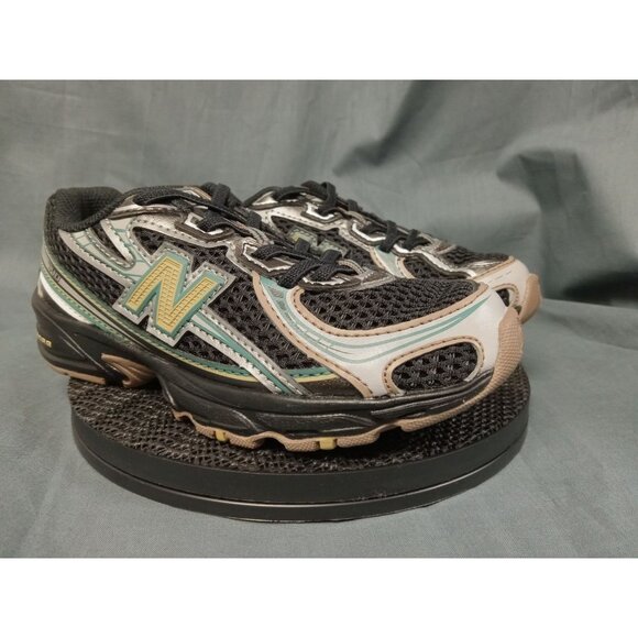 New Balance Boys 740 Bungee Sneakers PZ740GO Black Beige Size 12 NEW in BOX! - Picture 10 of 14